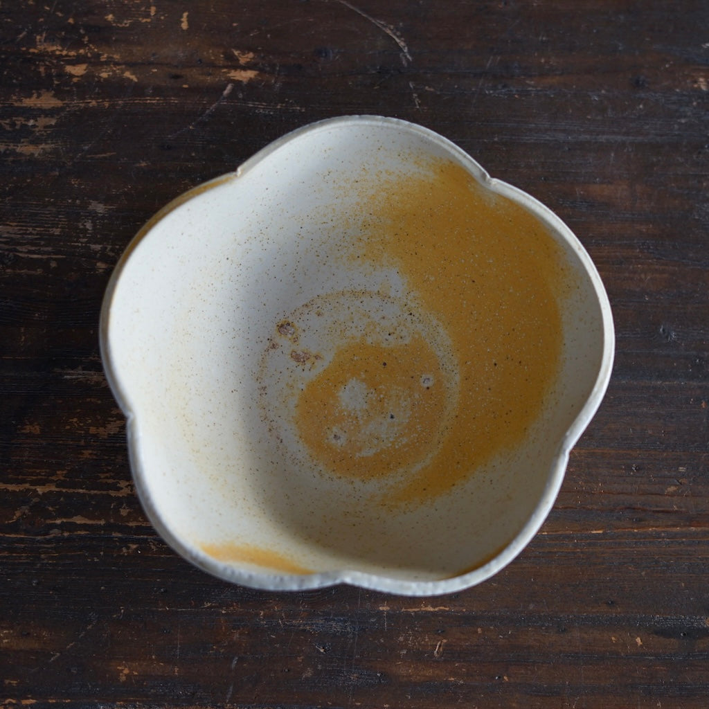 Plum Flower Shaped Serving Bowl #LR66