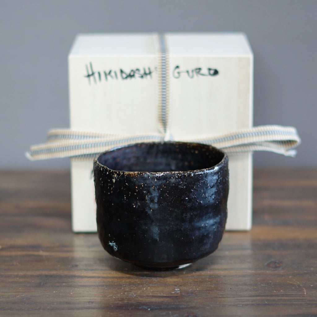 HIKIDASHI-GURO Tea Ceremony Bowl #FQ692C