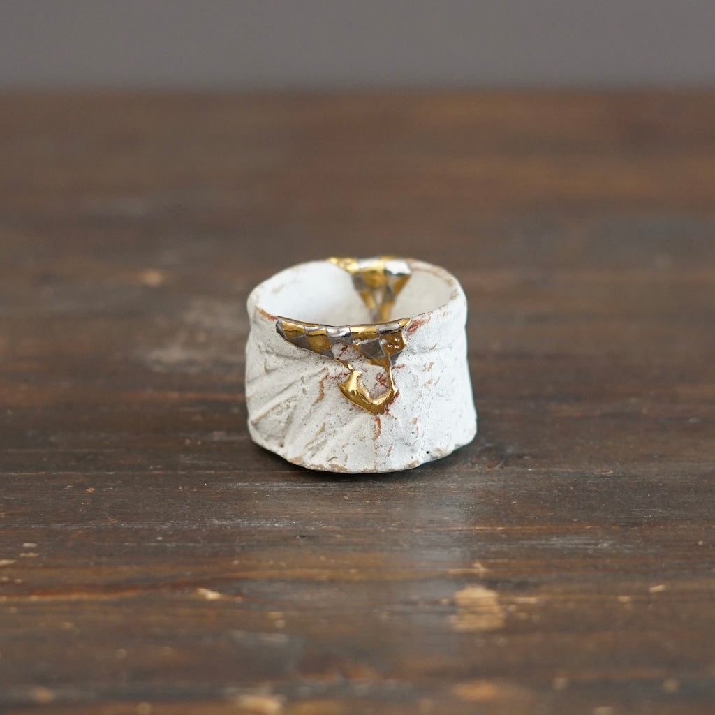 Gilded Clouds GUINOMI Sake Cup #HT527