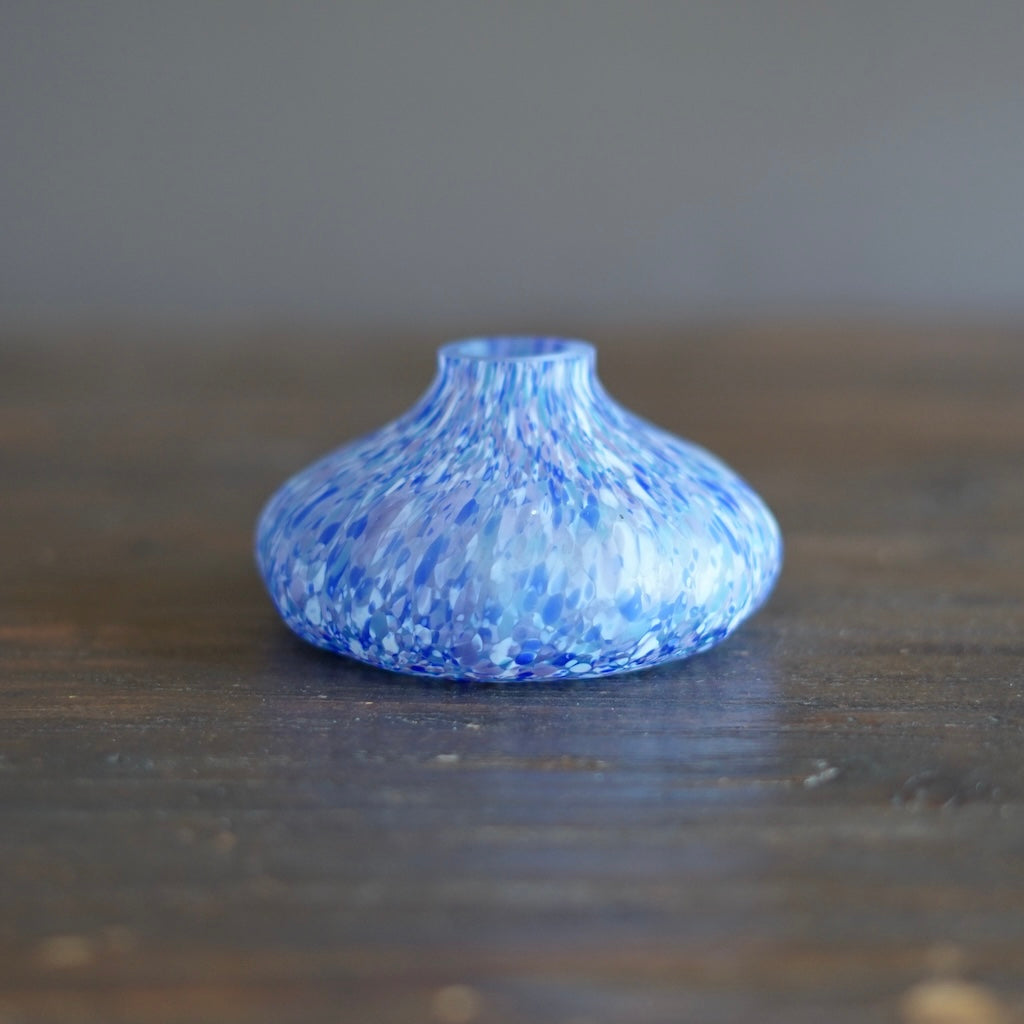 Blue Petal Bed Bud Vase #MZ17