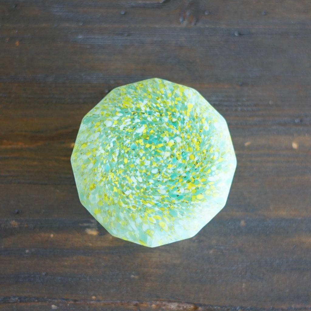 Green Petal Bed Bud Vase #MZ18