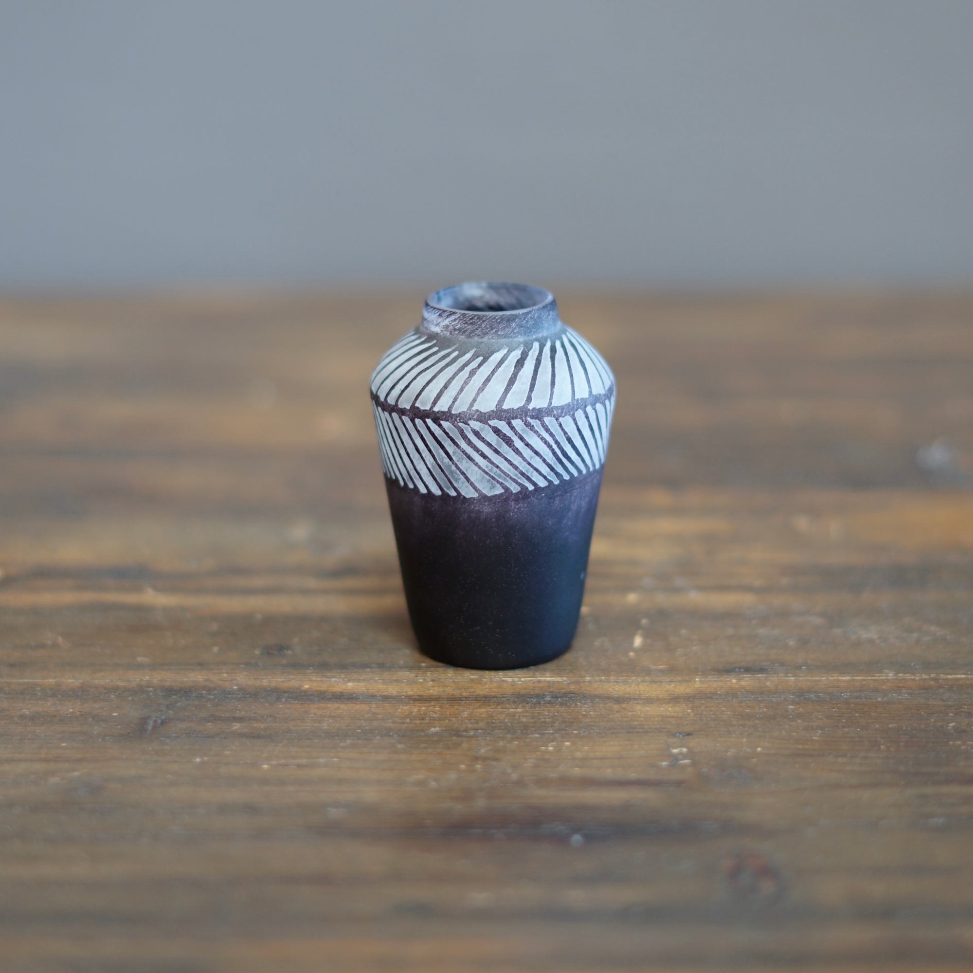 Black Etched Bud Vase #YY3A