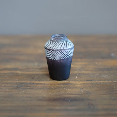 Black Etched Bud Vase #YY3A