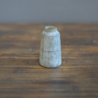 Black Bud Vase #YY1D