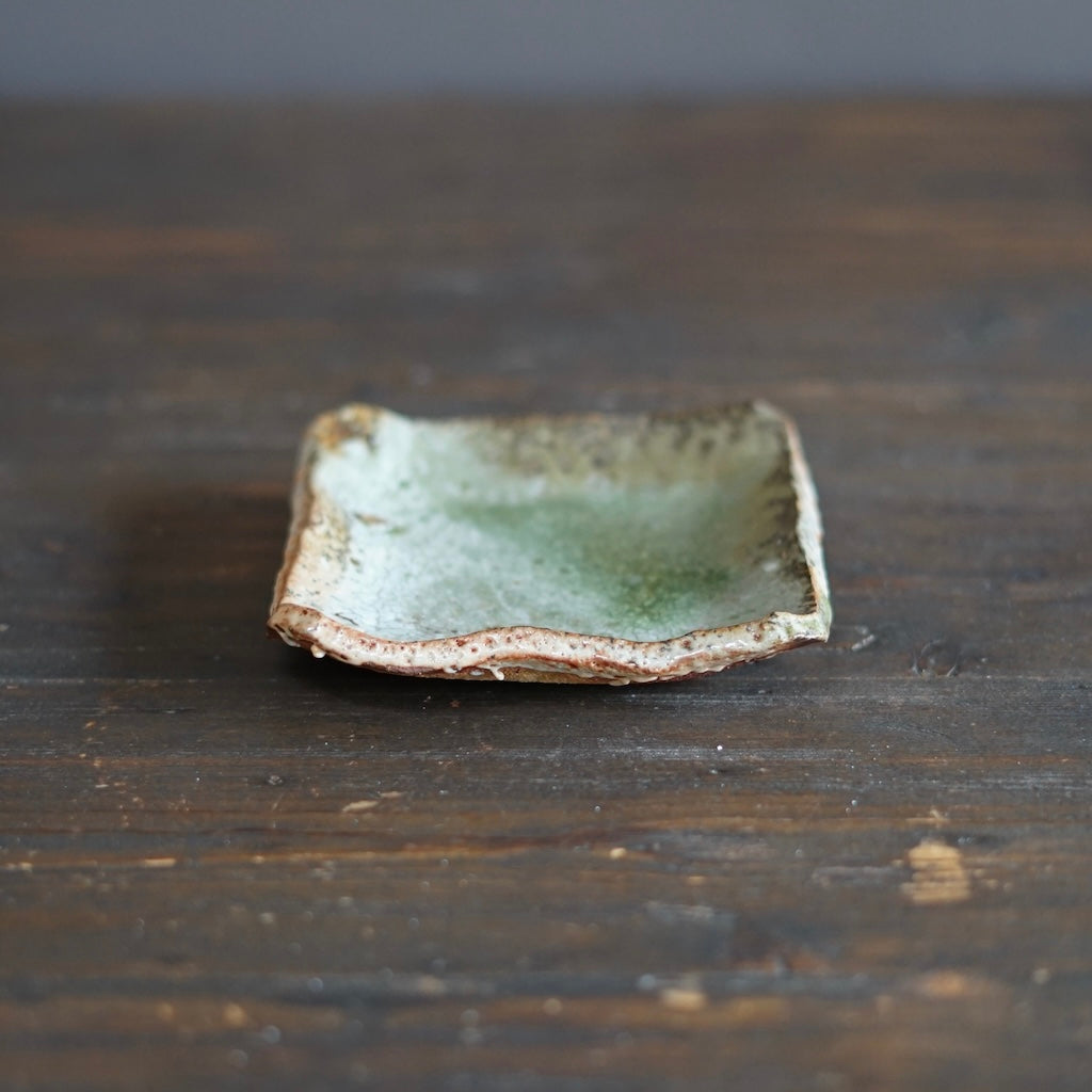 Small Square Plate #FQ721A