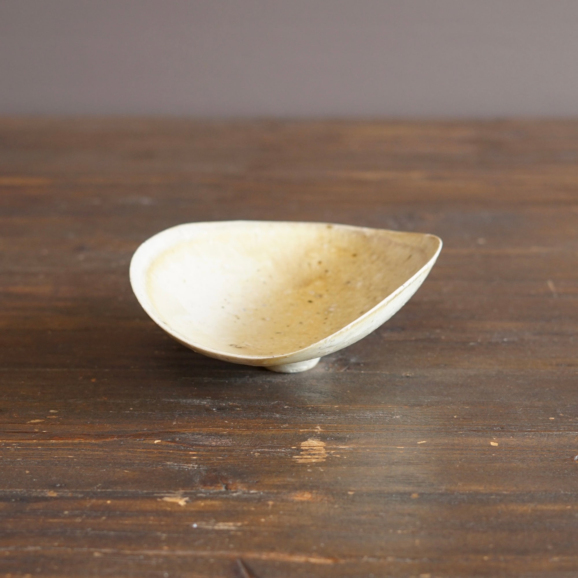 Footed Plate #ZP1788