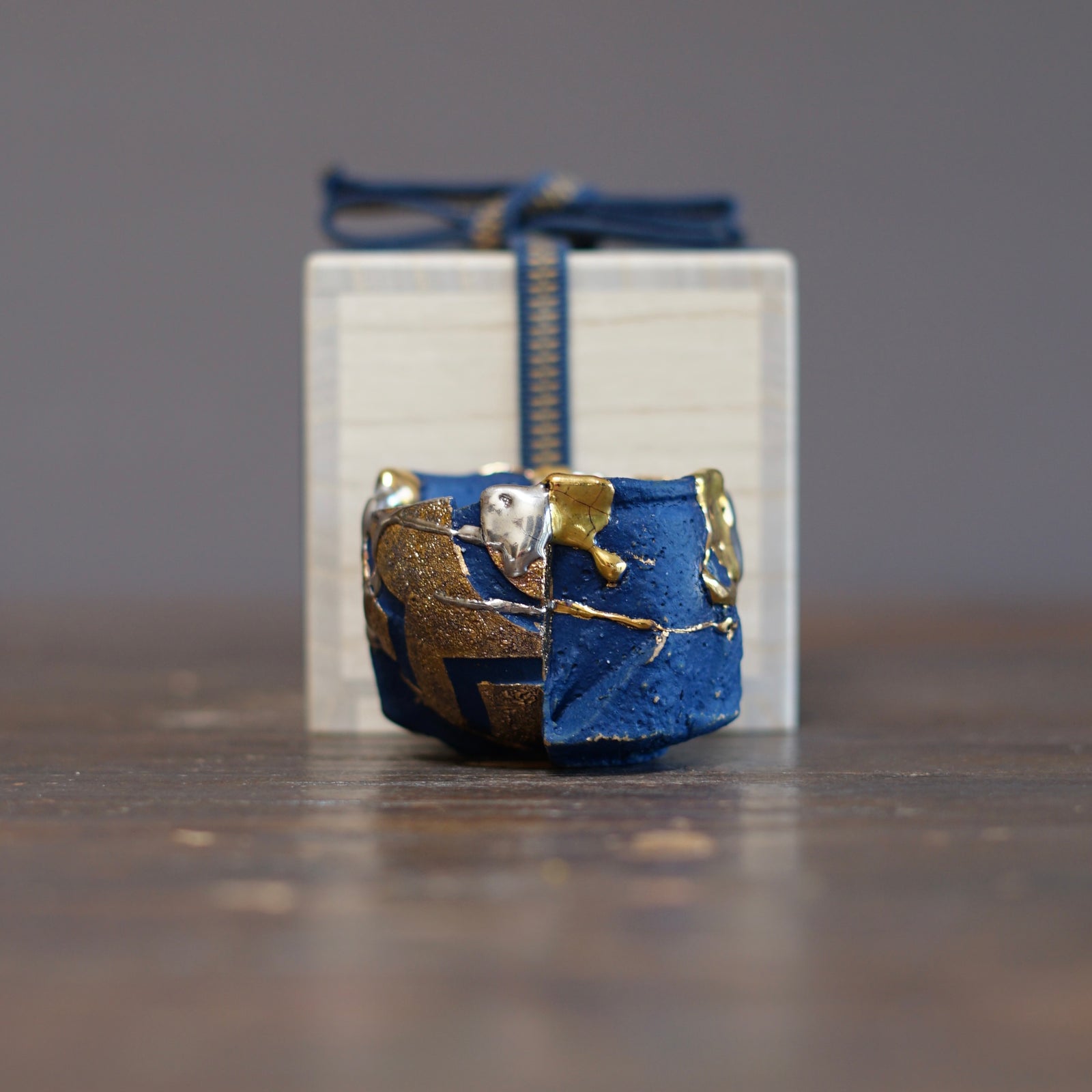 Half and Half Gilded Ocean GUINOMI Sake Cup #HT522
