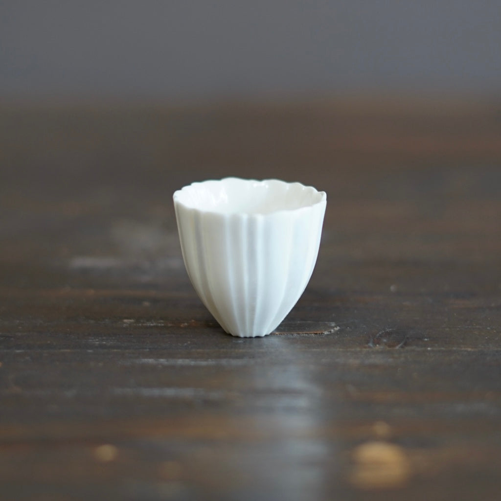 Porcelain GUINOMI Sake Cup #ISH5A
