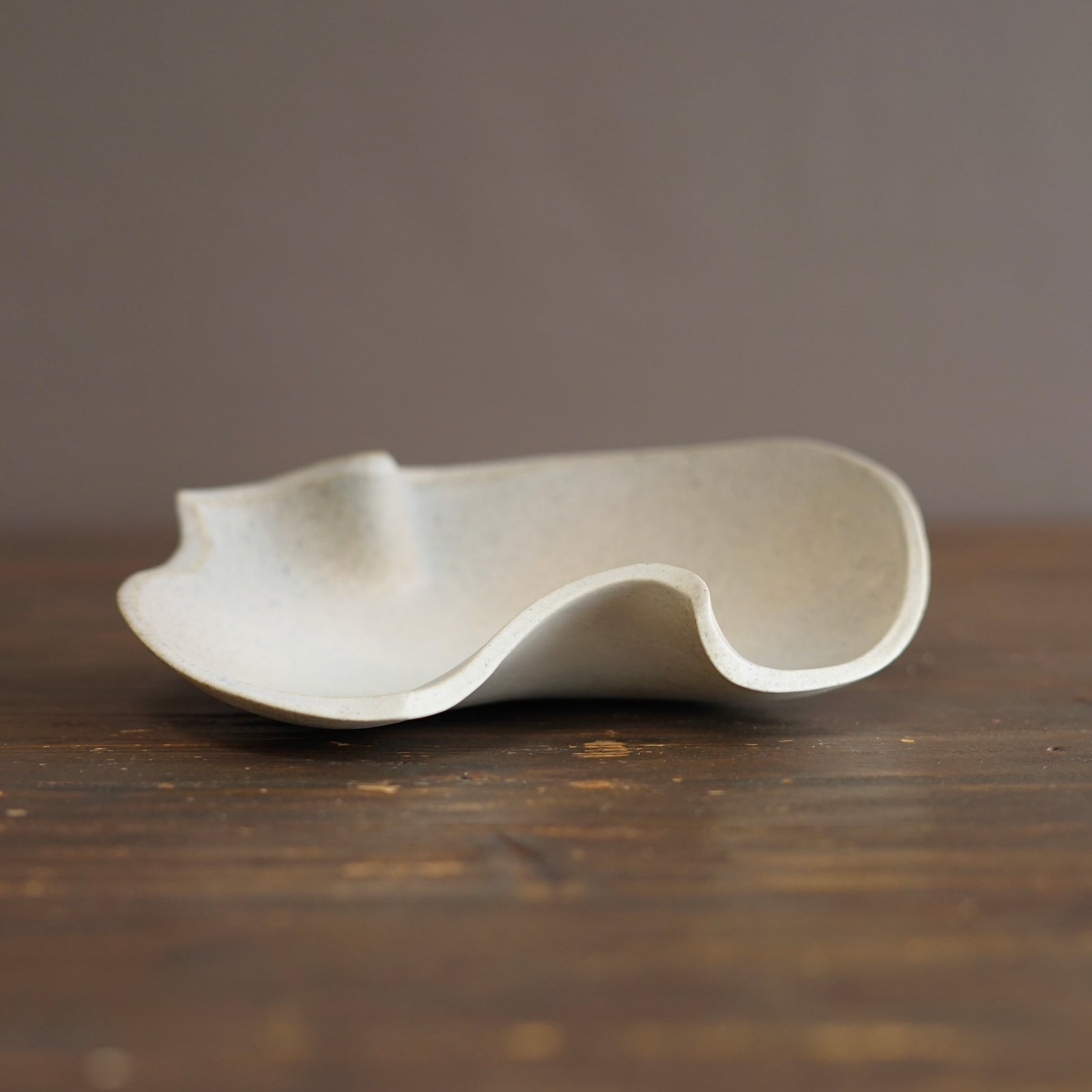 Sea Foam Wave Plate Small #KY121A