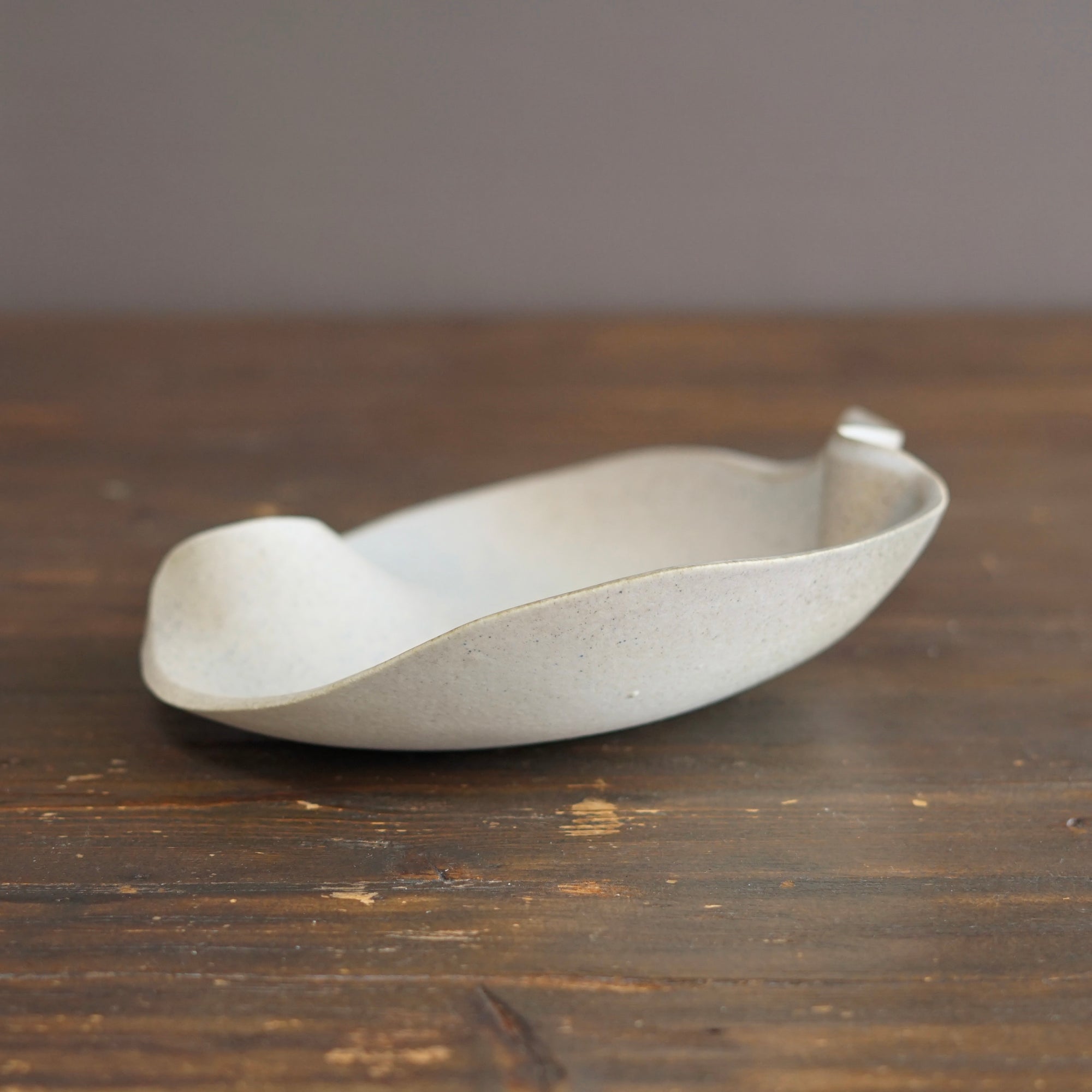 Sea Foam Wave Plate Small #KY121A