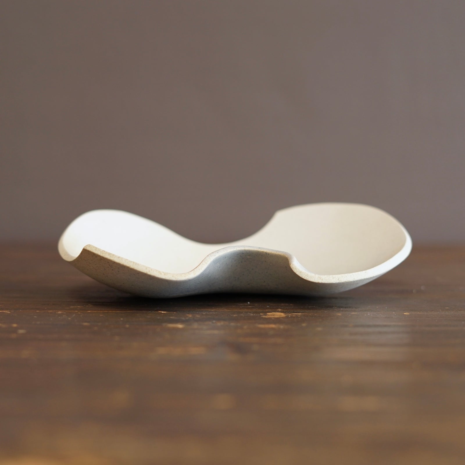 Sea Foam Wave Plate Small #KY121B