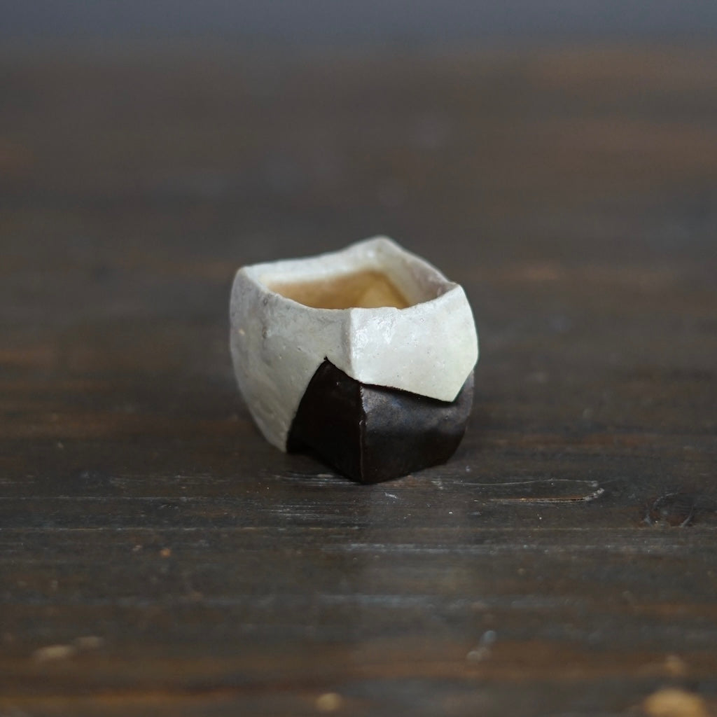 Sculpture GUINOMI Sake Cup #TR291