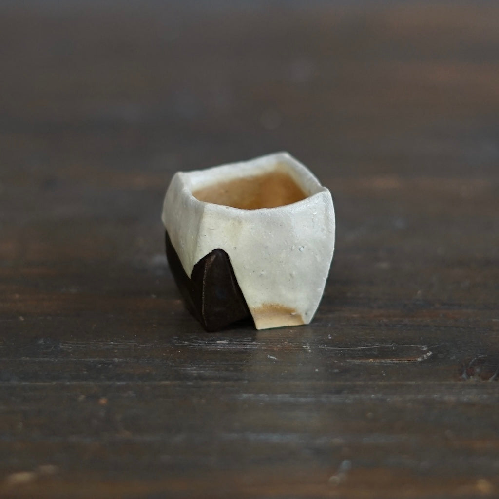 Sculpture GUINOMI Sake Cup #TR291