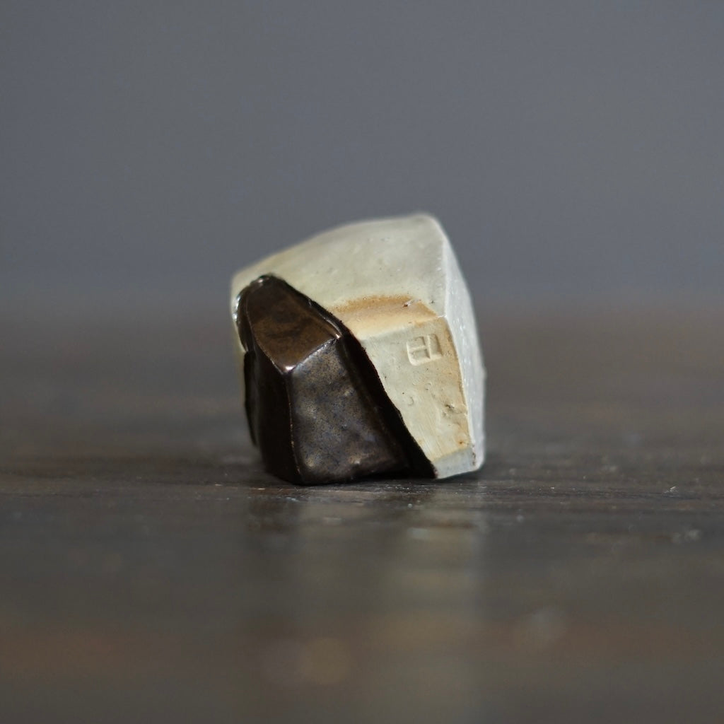 Sculpture GUINOMI Sake Cup #TR291