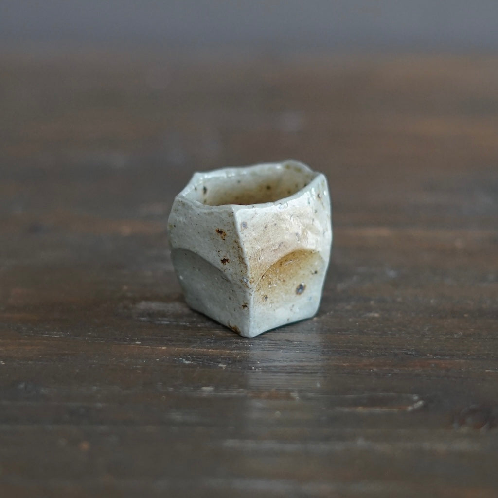 Sculpture GUINOMI Sake Cup #TR293