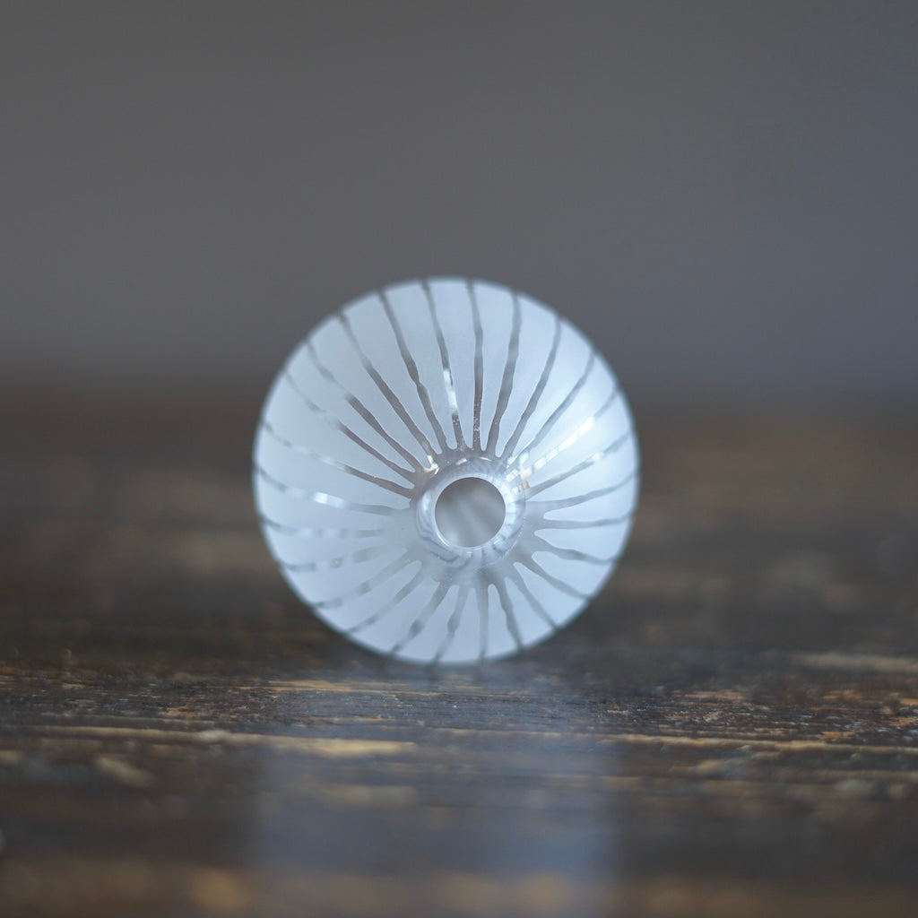 Round Ball Bud Vase Clear Stripes #YY29B