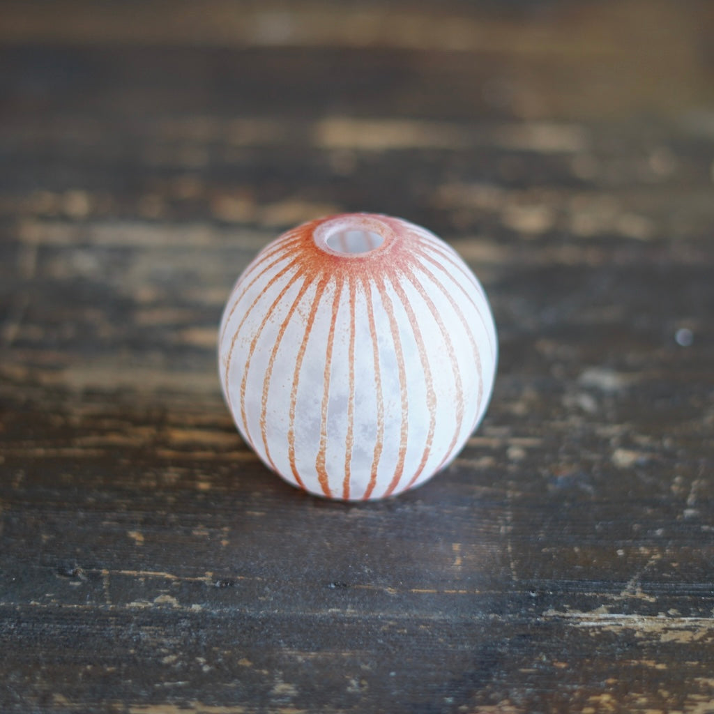 Round Ball Bud Vase Frosted Red Stripes #YY30B