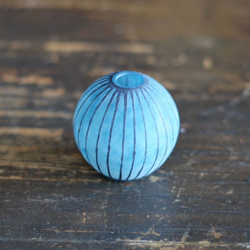 Round Ball Bud Vase Frosted Blue Stripes #YY31A