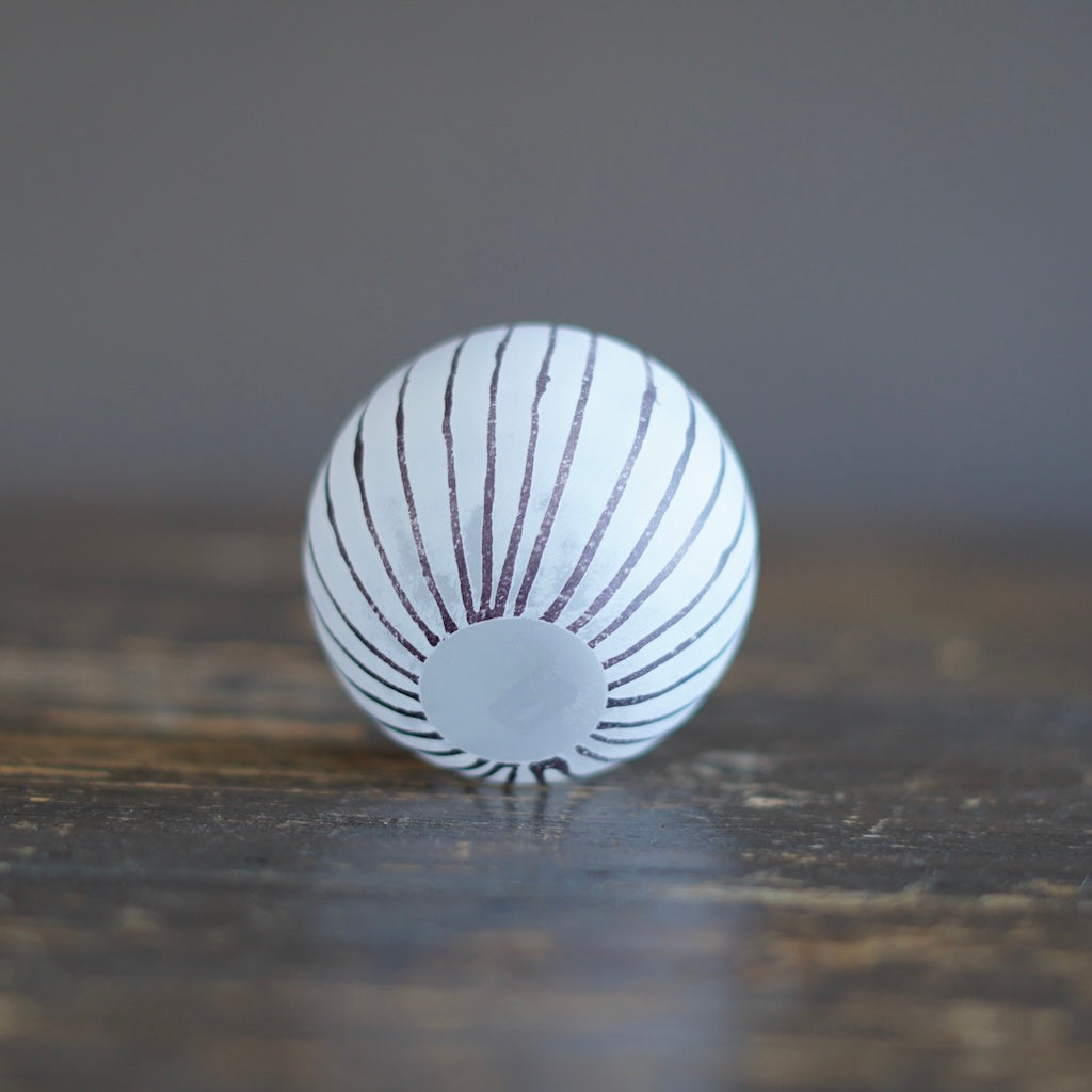 Round Ball Bud Vase Frosted Brown Stripes #YY32B