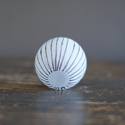 Round Ball Bud Vase Frosted Brown Stripes #YY32B