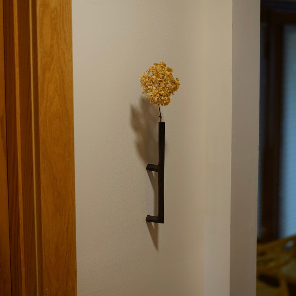 Wall Hanging Vase #KT113B