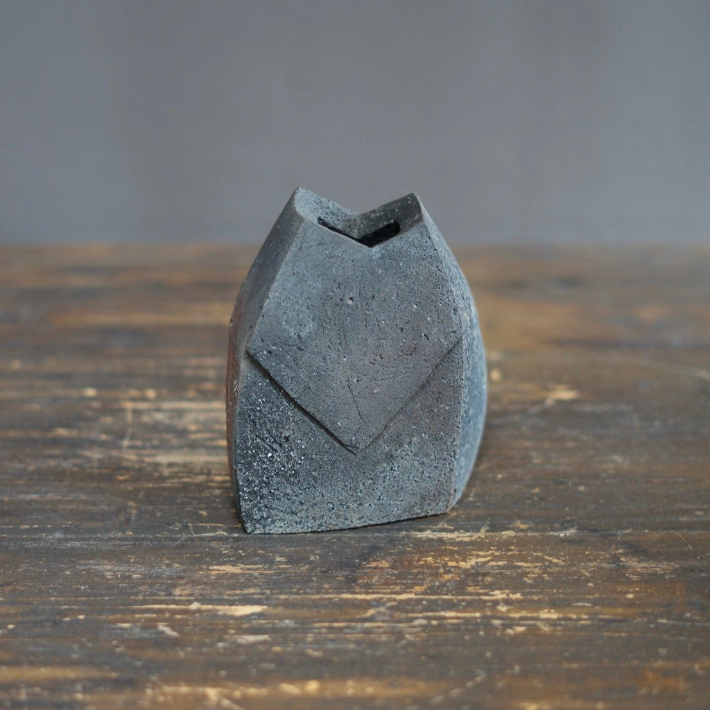 Small Flower Vase / Sculpture #TR233