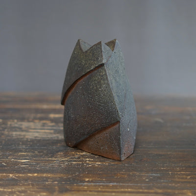 Medium Flower Vase / Sculptre #TR235