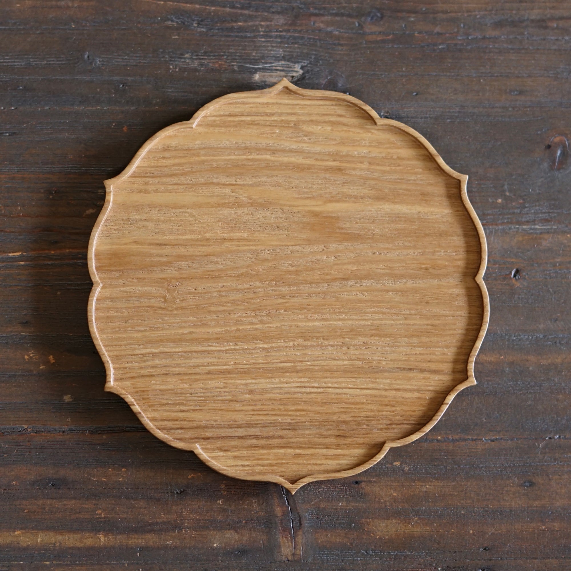Scalloped Tea Tray #F21-119-02D