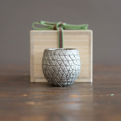 'Geometric' GUINOMI Sake Cup #OMT141A
