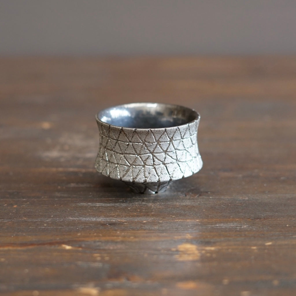 'Geometric' GUINOMI Sake Cup #OMT142A