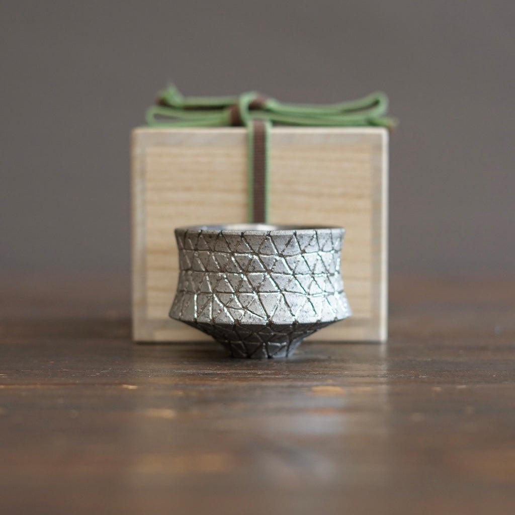 'Geometric' GUINOMI Sake Cup #OMT142B