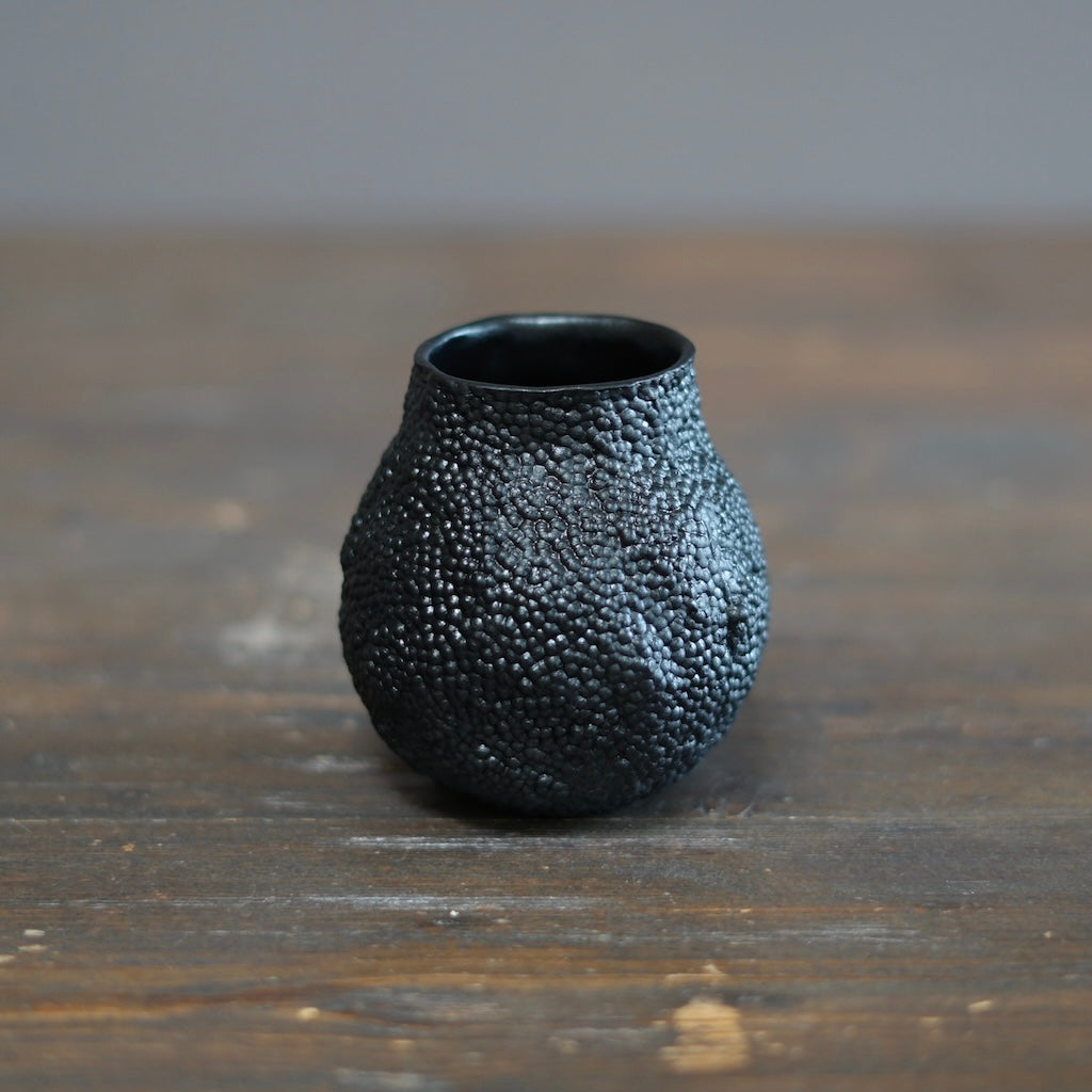 Black Caviar Small Flower Vase #LK873C