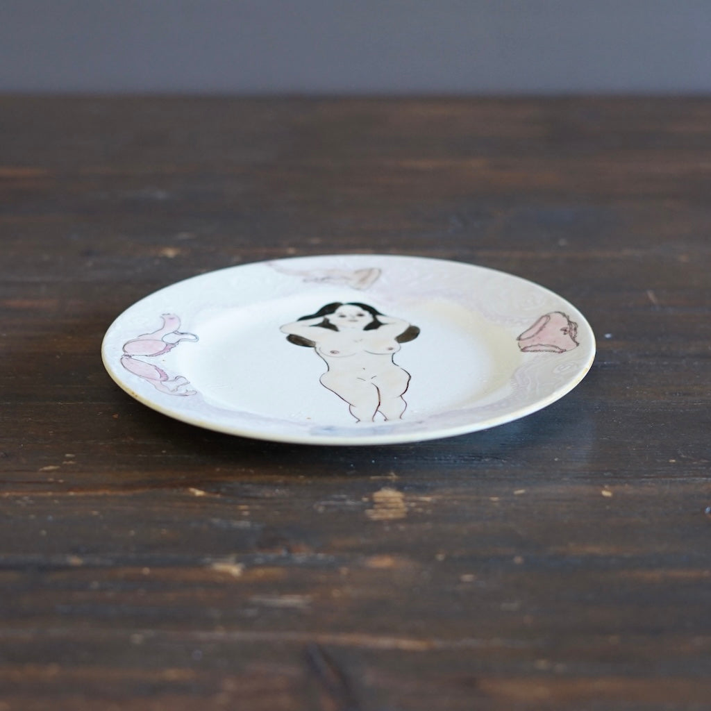Feminine Figure Plate #MA139D