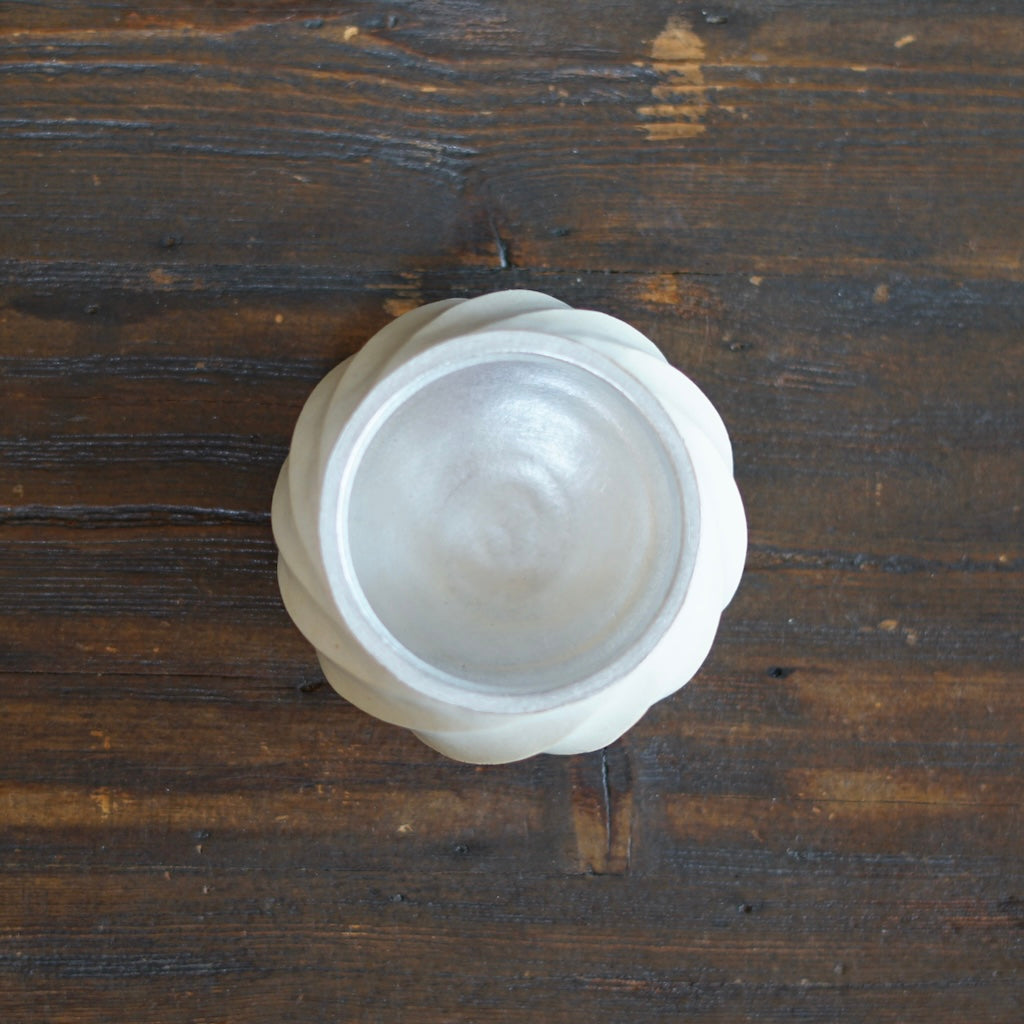 Twisted White Container #OMT123E