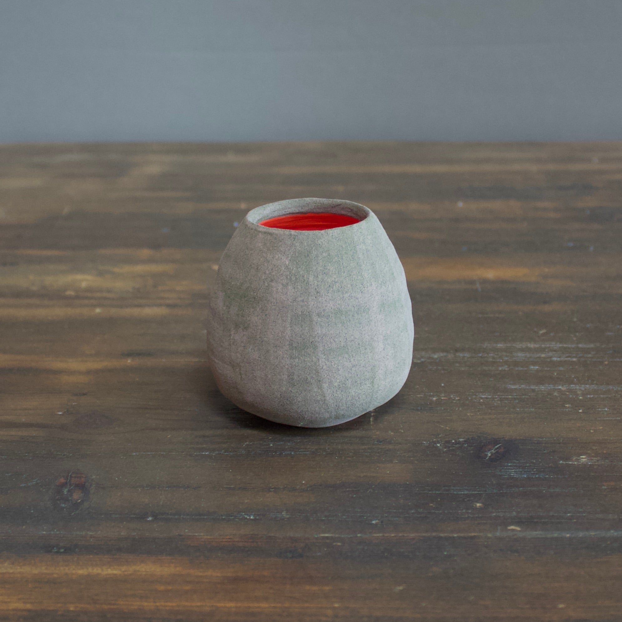 Mini DIno Vase Green / Red #JT322