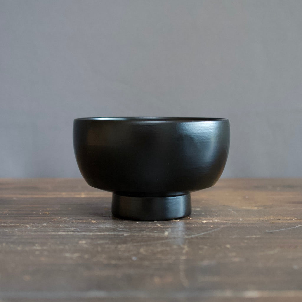 Lacquer Bowl Black #NN195 by Hiroaki Yazawa