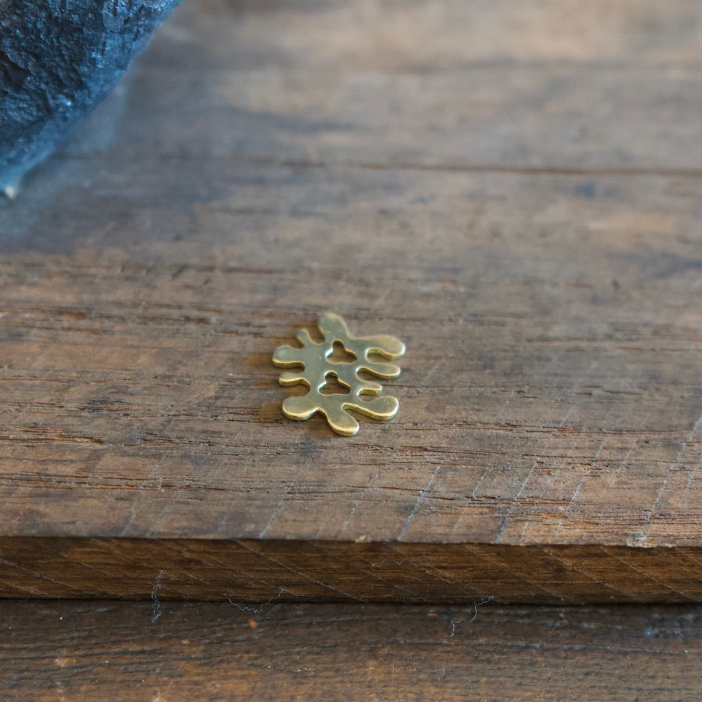 Sea Creature Pendant Head with Chain Small Two Holes 18K Gold