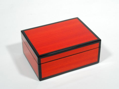 Medium Box Red Tulip Wood - Sara Japanese Pottery